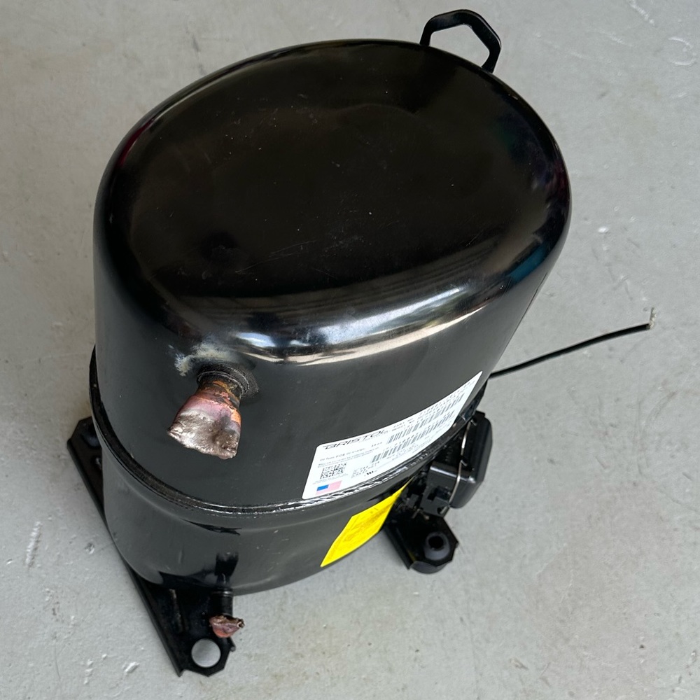 Bristol Hcr Reciprocating Compressor, Model Number H… Gem